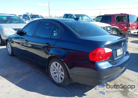 2007 BMW 328I z USA, uszkodzony, nr VIN WBAVA37587NL11465